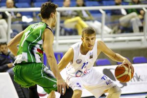 La Roda asalta Alicante; Granada, Albacete y Hospitalet, líderes; Hansen, MVP