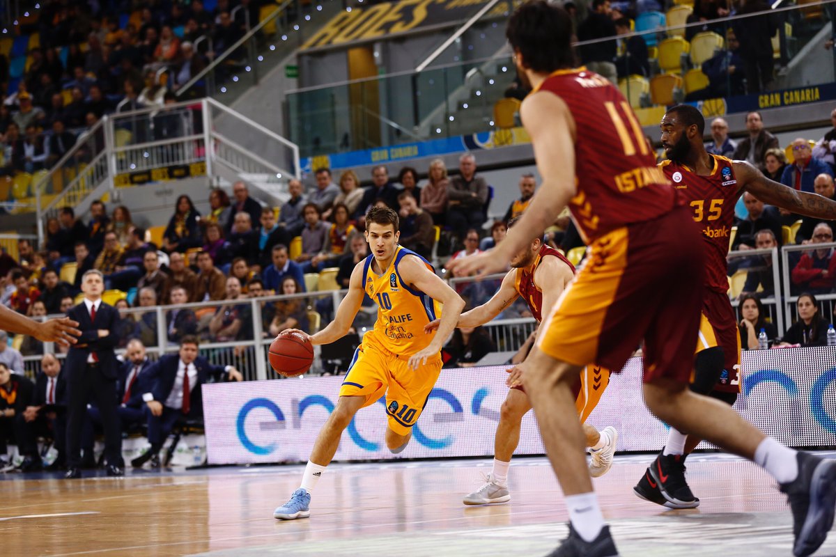 El peor Gran Canaria de la temporada da vida al Galatasaray (76 a 87)