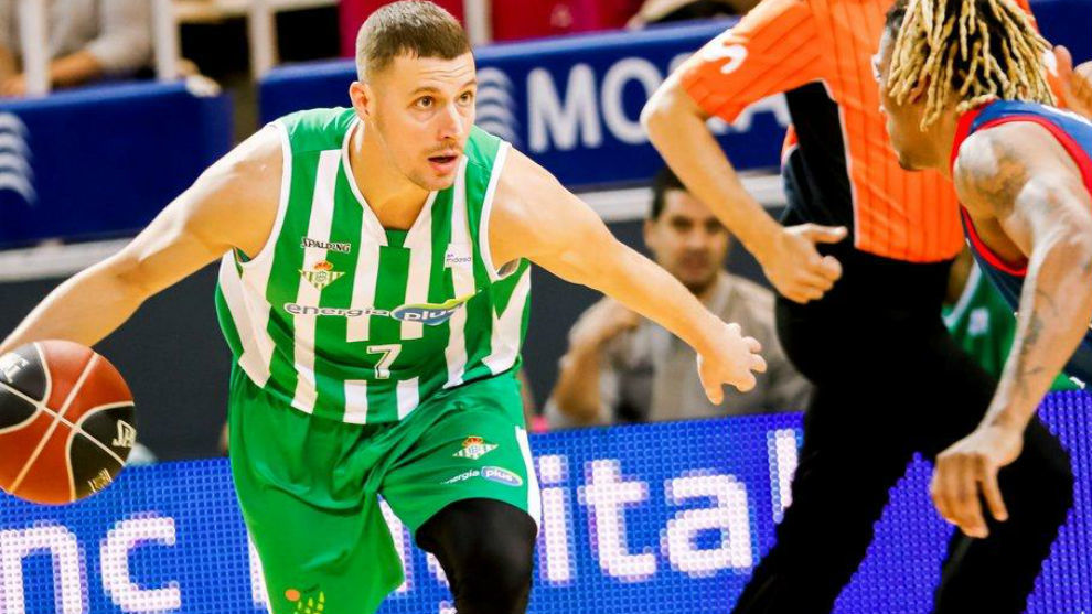 Zoco: Donnie McGrath, Klemen Prepelic, Nocioni, Jeremy Pargo,  Kuksiks, Pecarski…
