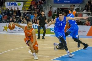 Un soberbio Emanuel Cate (14+21) da alas a CB Prat; Cáceres vence a Clavijo