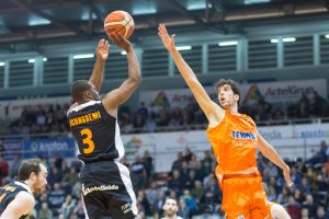 Breogán suma y sigue; Palencia estrena pabellón con victoria; COB sigue venciendo