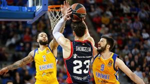 El Baskonia reacciona a tiempo y apura sus opciones del Top 8 (87-77)