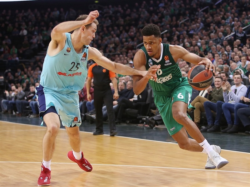 El Zalgiris de Jasikevicius gana fácil al Barça de Pesic (90-74)