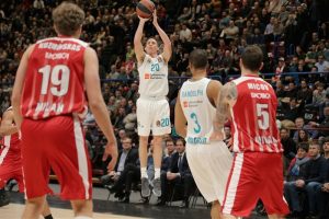 Facundo Campazzo sigue de dulce y el Real Madrid no dio opción al AX Milan (77-88)