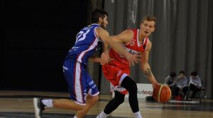 Breogán aprovecha el batacazo de Manresa; Ourense, Oviedo y Coruña, al alza