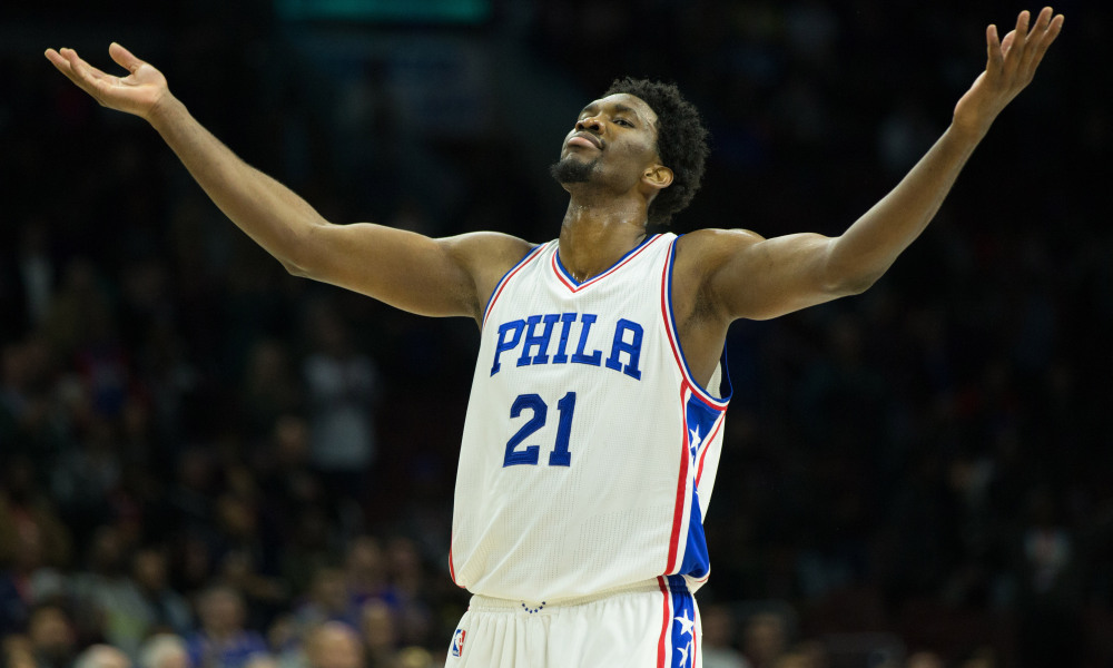 Joel Embiid podría perderse la primera ronda de playoffs