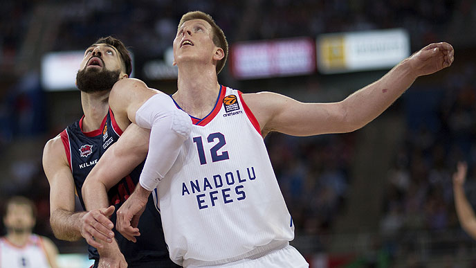 Patinazo del Baskonia contra el colista (79-81)