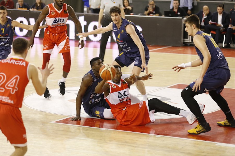 Breogán, Manresa y Prat no fallan; la lucha por la permanencia echa humo