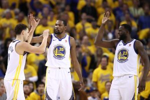 Noches de playoffs (XL): Warriors a las Finales; los Rockets, impotentes