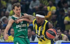 Dixon no deja lugar a la inexperiencia y lleva al Fener a su tercera final consecutiva