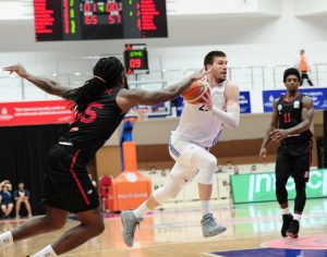 Iván Buva, talento interior para el Valencia Basket