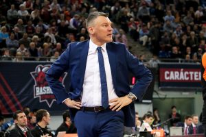 Renovaciones contundentes: Saras Jasikevicius y Nick Calathes se quedan