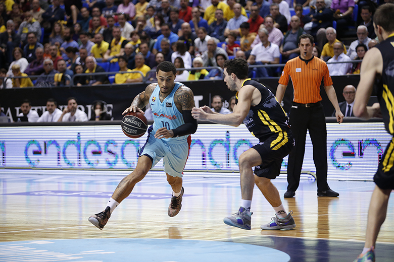 Zoco europeo: Larry Brown entrenará a Fiat Torino; Edwin Jackson, a Buducnost