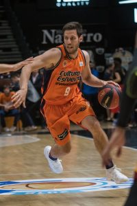 Zoco ACB: Van Rossom, Cancar, Jelinek y Sutton. Hanga operado. Raül sale y Cargol,GM