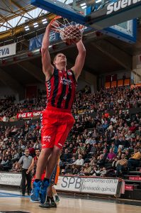 Colton Iverson se convierte en el pívot de Iberostar Tenerife