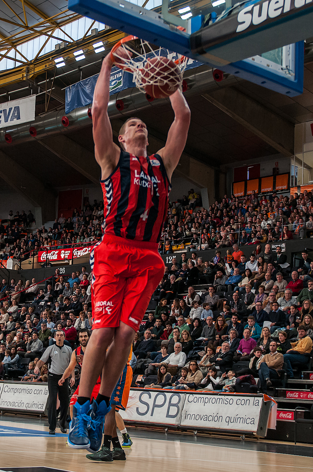 Laboral Kutxa disipa dudas sobre Colton Iverson ante el interés de Pinar Karsiyaka