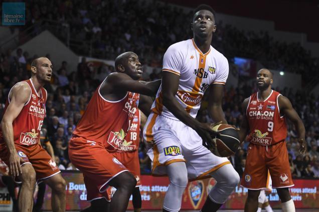 Kirolbet Baskonia da la sorpresa del día con el fichaje de Youssoupha Fall