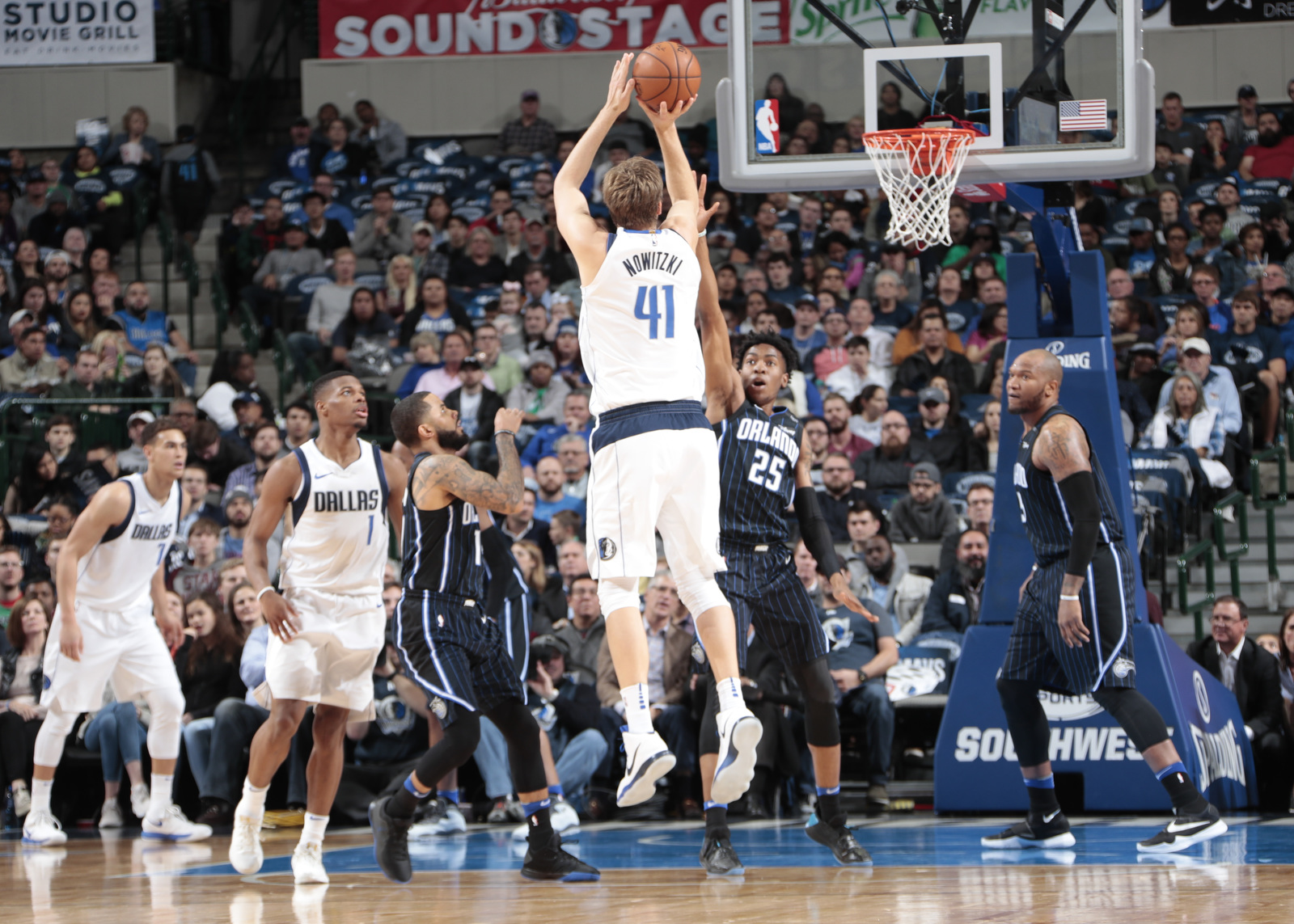 La última oportunidad de Dirk Nowitzki y los Dallas Mavericks