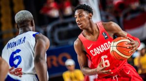 Zion Williamson y R.J. Barrett deslumbran en su estreno con Duke