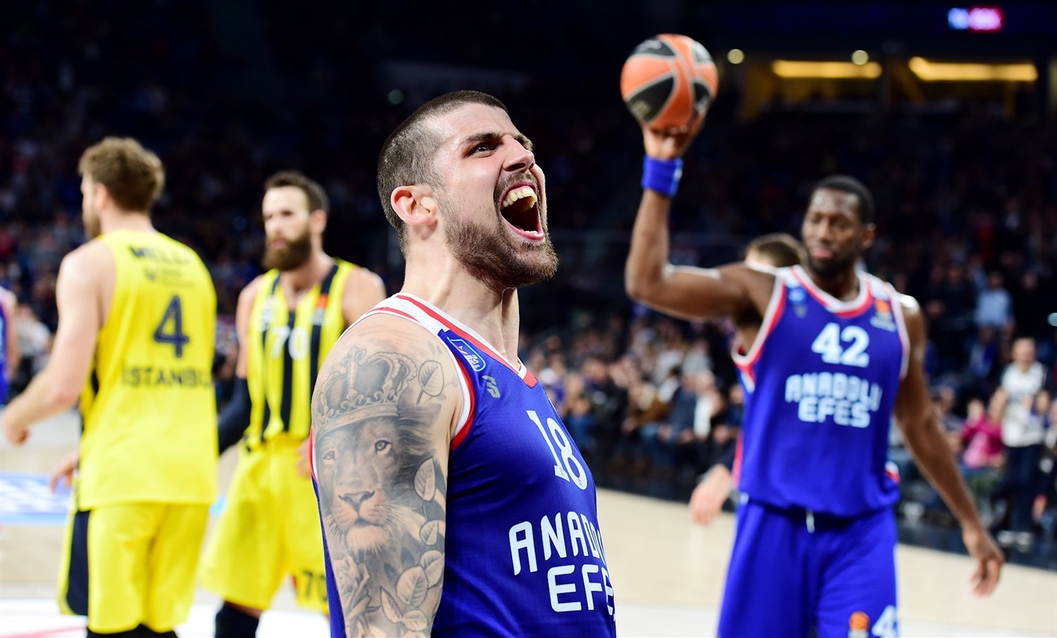 SB Europa: Sito Alonso, despedido. Beaubois y Moerman, destacados contra Fenerbahce