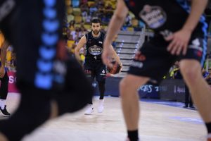 Aleksandar Cvetkovic regresa a Manresa para suplir a Ferrari