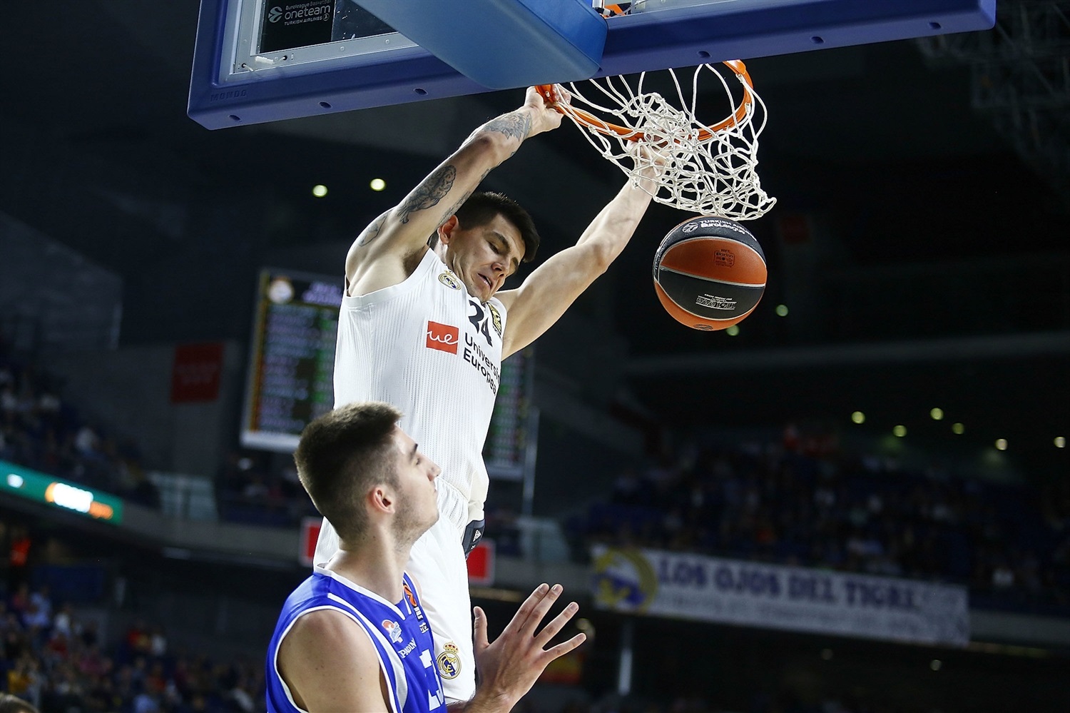 El Real Madrid pasó por encima de Budocnost con “doble-doble” de Edy Tavares