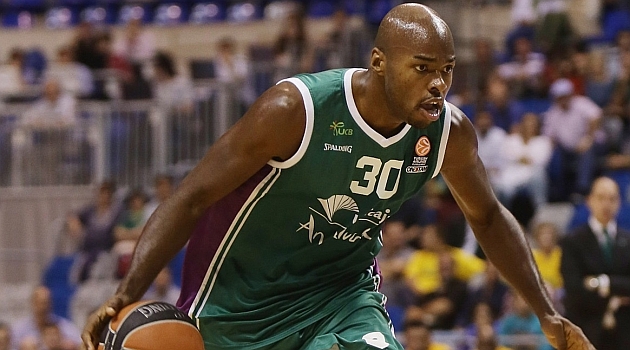 Krunoslav Simon firma con Milán; Lamont Hamilton y Caleb Green, al baloncesto turco