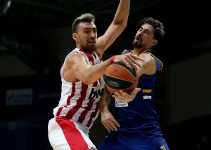 SB Europa: La pareja Nedovic-James comienza a deslumbrar. Shved, 34 puntos inservibles