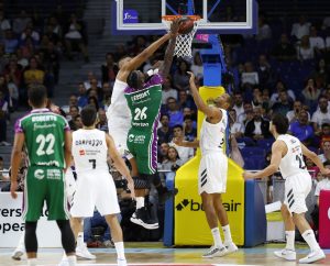 Walter Tavares y el regreso de los grandes pívots