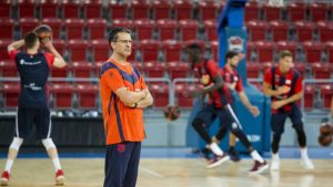 Todos los entrenadores que Kirolbet Baskonia cortó a mitad de temporada