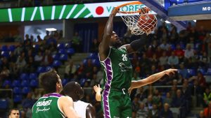 Unicaja aplasta al Mornar Bar en el Carpena de los sueños (113-76)
