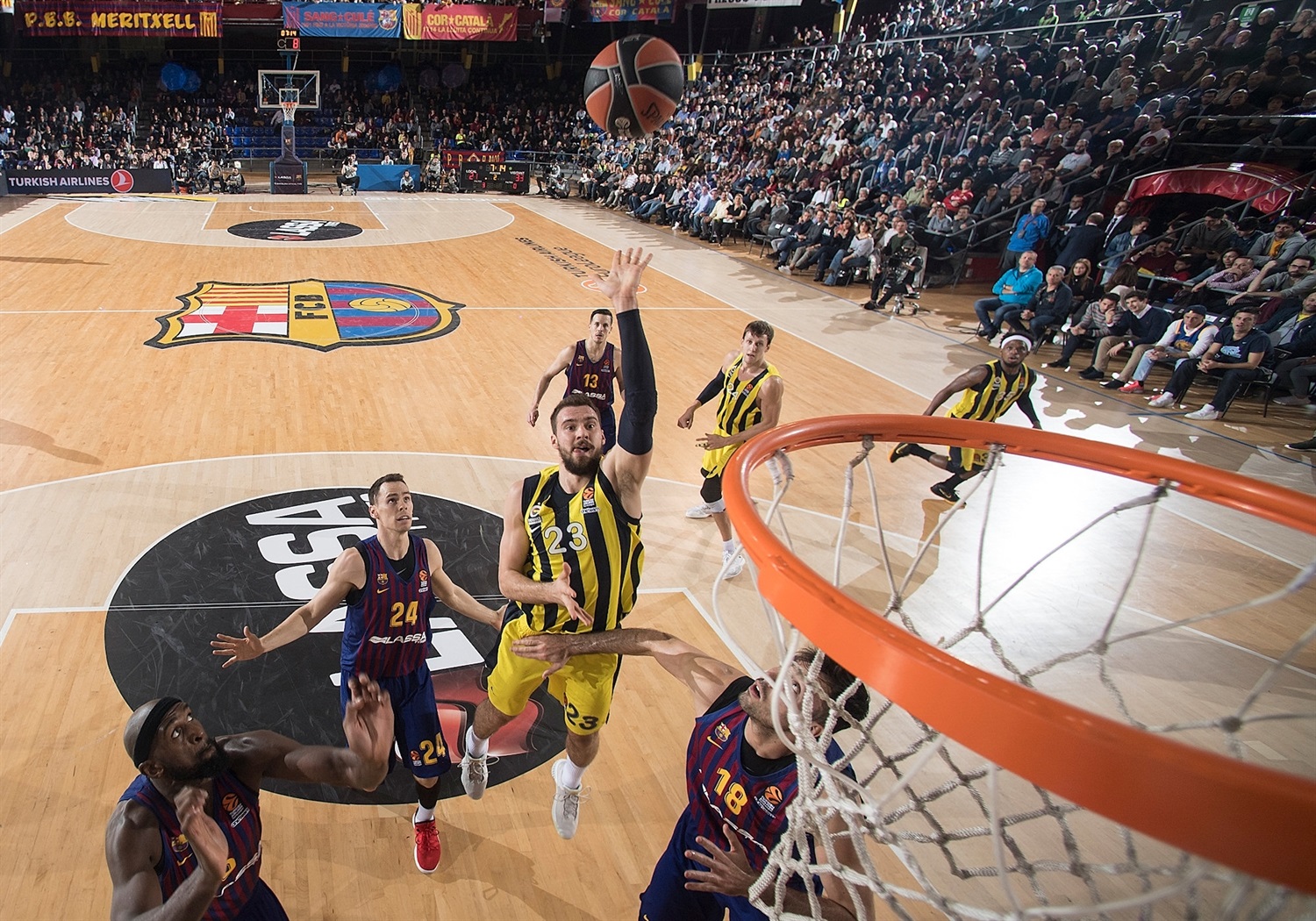 Fenerbahce corta la racha blaugrana y triunfa en el Palau (65-84)