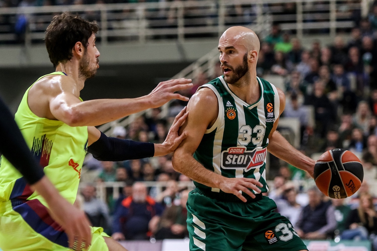 El basket control de Xavi Pascual se impone gracias a los rebotes ofensivos (76-70)