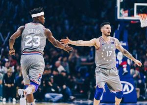 Playoffs NBA: Los Sixers asaltan Toronto y empatan la serie