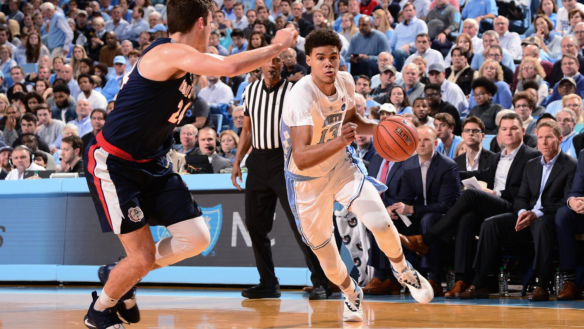 NCAA: Kansas y Duke siguen firmes en las primeras posiciones. Buffalo es la sorpresa