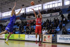 LEB Plata (J16): Morón derrota al Girona de Trias; Zornotza, sigue al alza