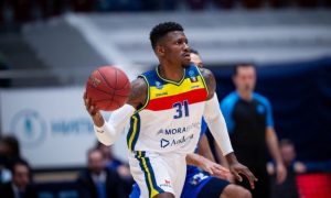 Shurna y Ennis guían a Andorra en su pleno de victorias en el Top 16