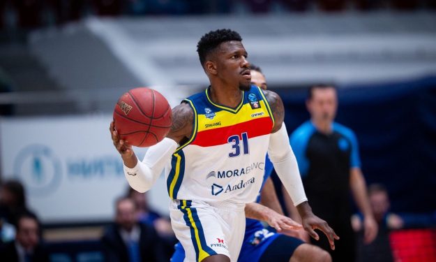 Shurna y Ennis guían a Andorra en su pleno de victorias en el Top 16