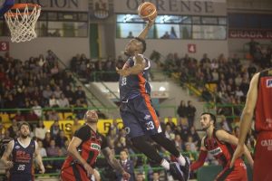 LEB Oro (J18): El Real Betis Energía Plus, líder intratable