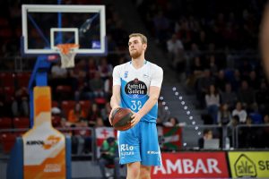 Un nuevo torreón para defender Zaragoza: Tryggvi Hlinason