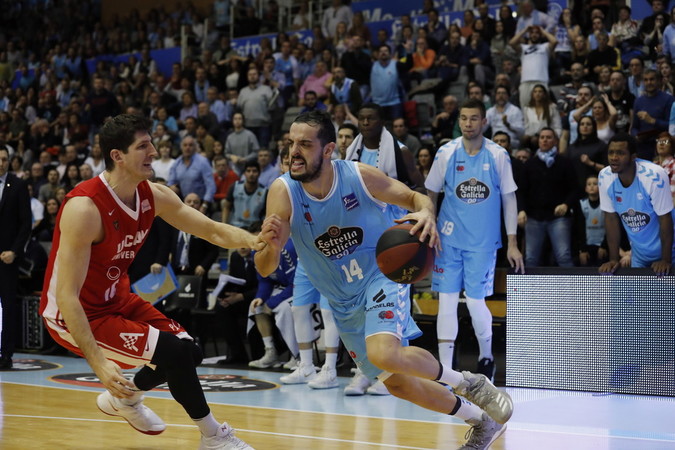 Salva Arco, carácter de líder