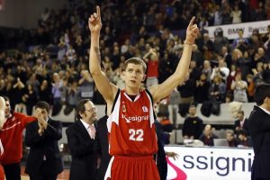 5 ex de Baxi Manresa por el mundo: desde Europa hasta Corea