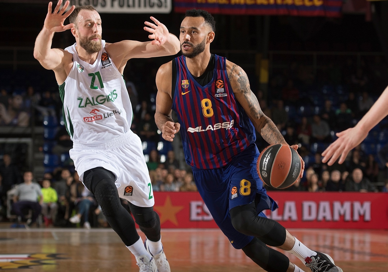 Barça Lassa supera a Zalgiris y continúa en la lucha por el factor cancha (78-72)