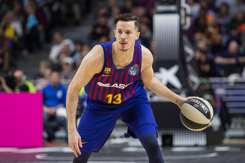 Barça Lassa supera a Valencia Basket (86-79) tras una lucha titánica