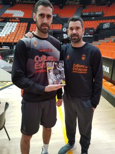Rafa Martínez y Sastre, nuevos narradores en 3ª ed. ampliada Historia del baloncesto