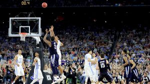 “Recordando campeones universitarios”, con Kris Jenkins