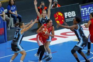 Laura Herrera: “El baloncesto femenino está a un nivel insuperable”