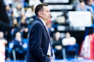 La paliza ante Delteco acaba con la heroica de Lezkano en Lugo ¿alternativas mejores?