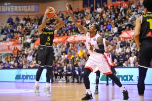 Amberes acaba con el sueño europeo de UCAM Murcia (78-77)