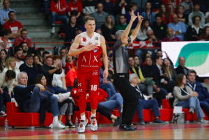 LEGA SERIE A: Milán protege el liderato con un Cinciarini histórico, 1.200 asistencias